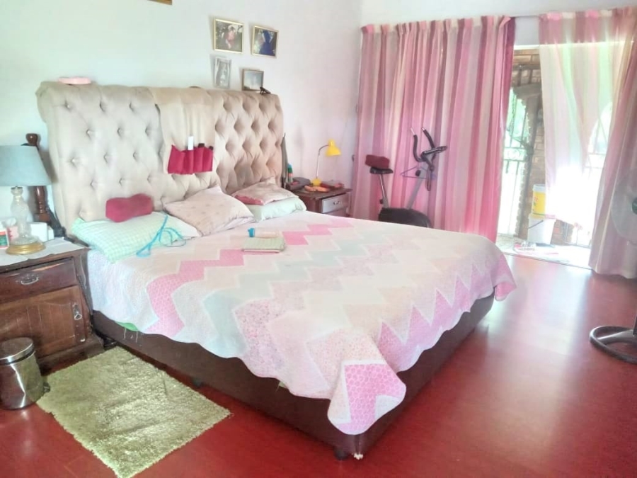 4 Bedroom Property for Sale in Bultfontein Free State